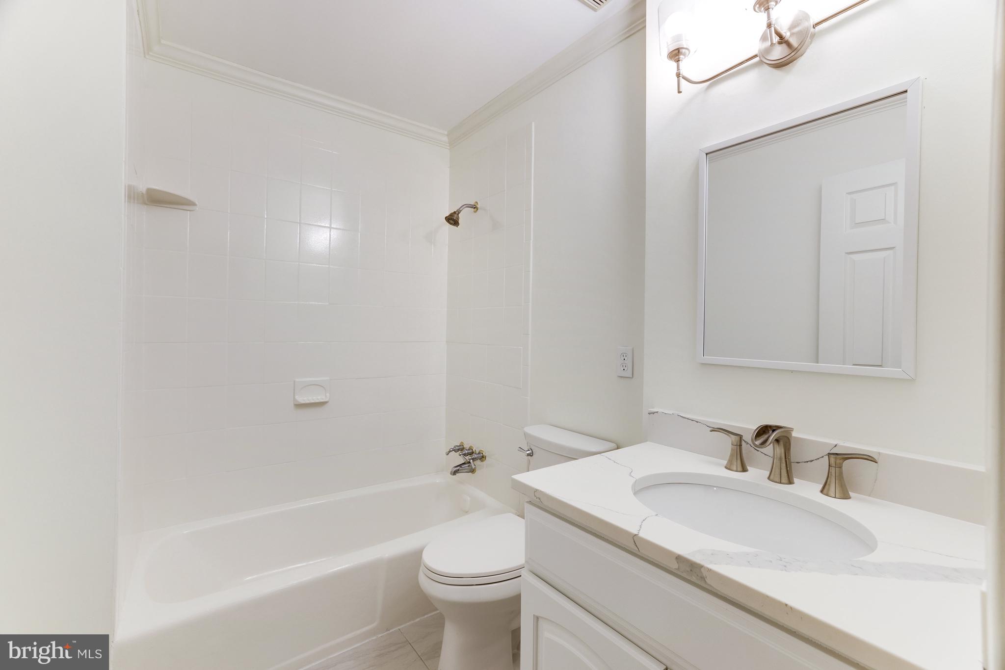 MC LEAN HUNT - Residential