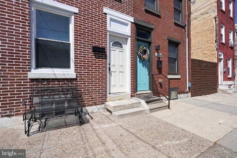 Townhouse For Sale - 2456 Sepviva Street<br/> PHILADELPHIA, PA 19125