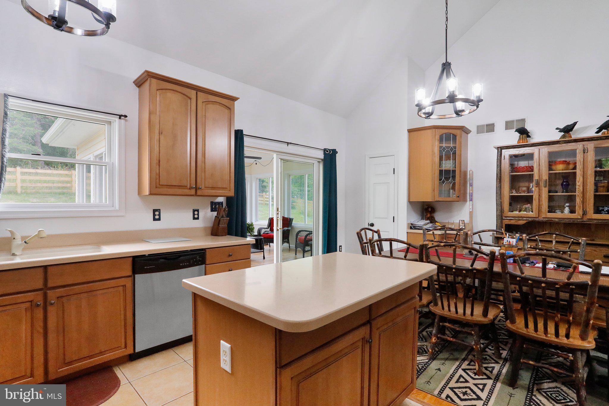 RIDGE VIEW SUBD - Residential