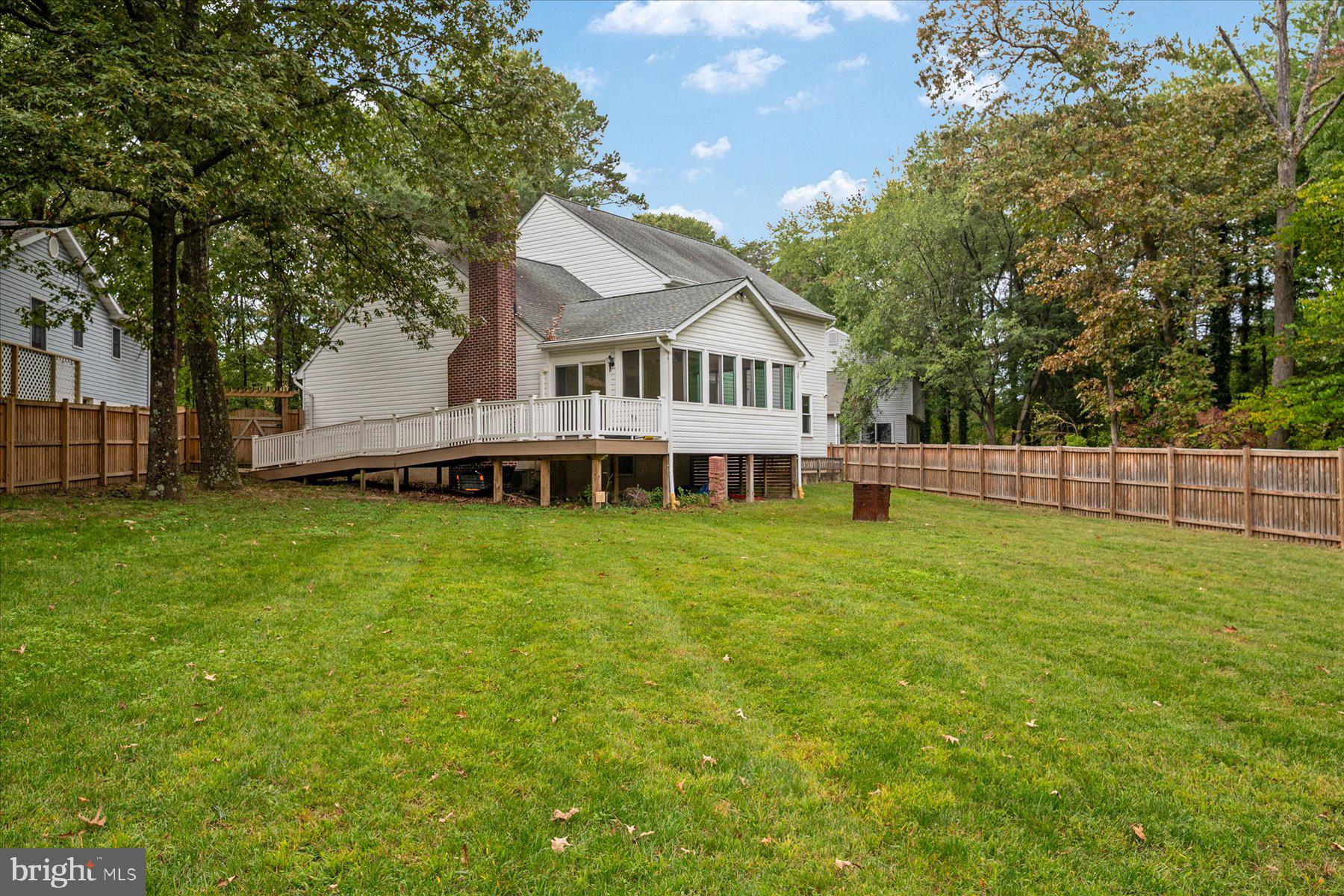 ELMHURST STATION - Residential Lease