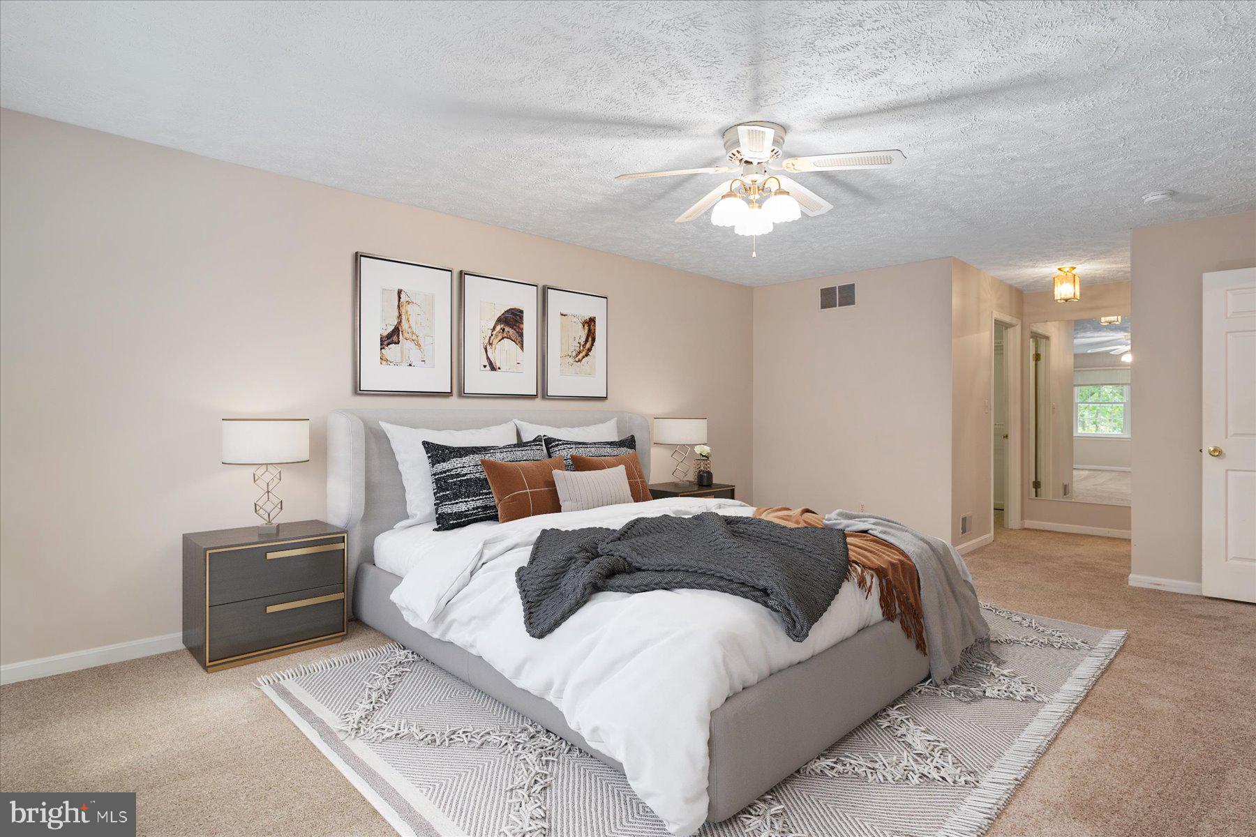 ELMHURST STATION - Residential Lease