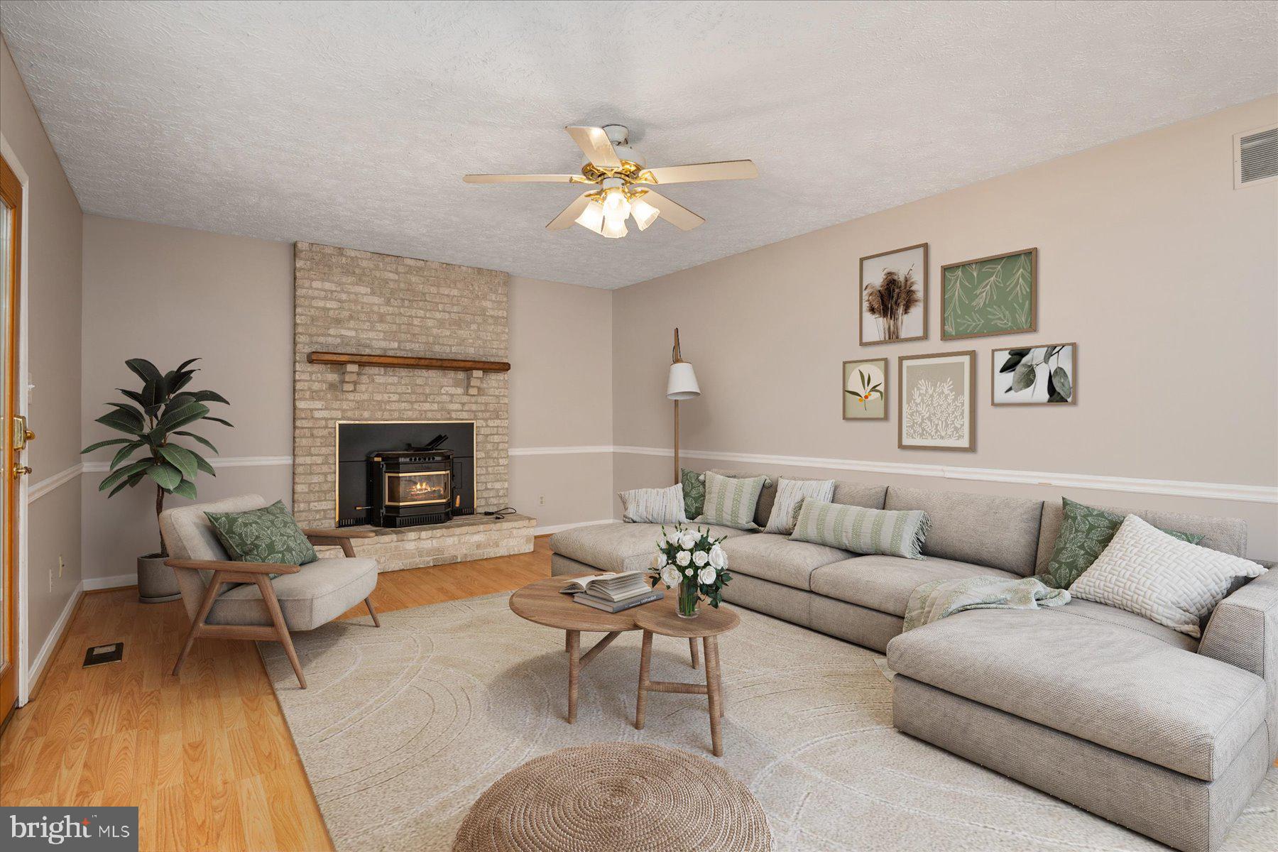 ELMHURST STATION - Residential Lease