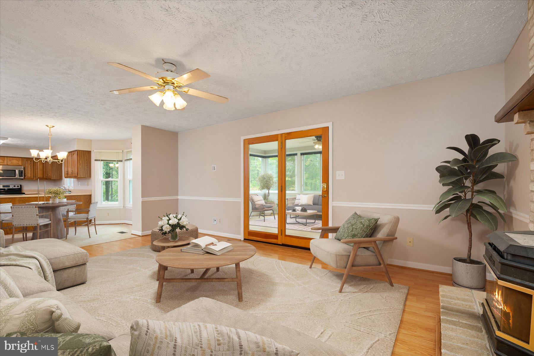 ELMHURST STATION - Residential Lease