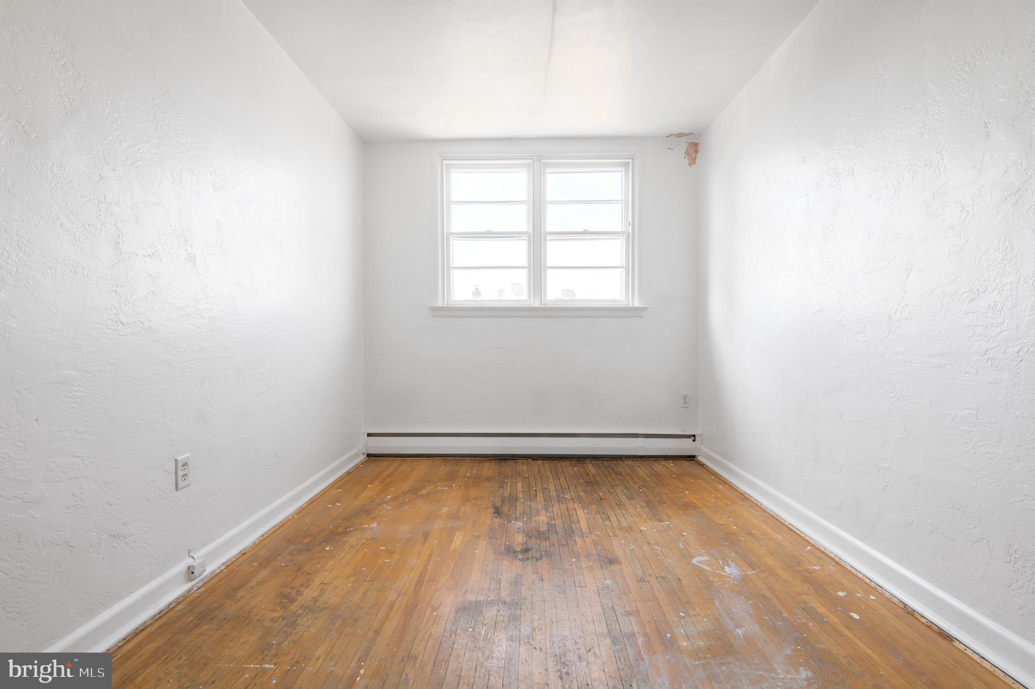 OXFORD CIRCLE - Residential