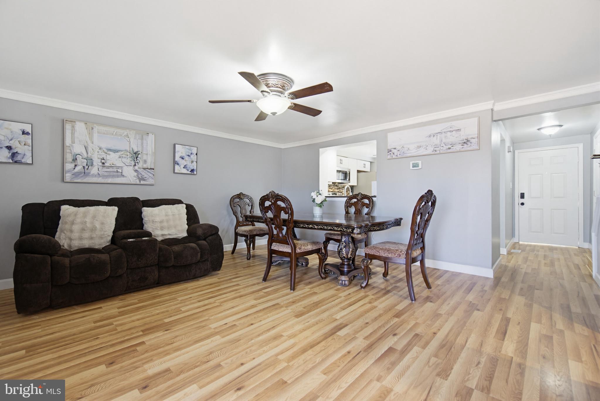 OAK VIEW VILLAGE - Residential