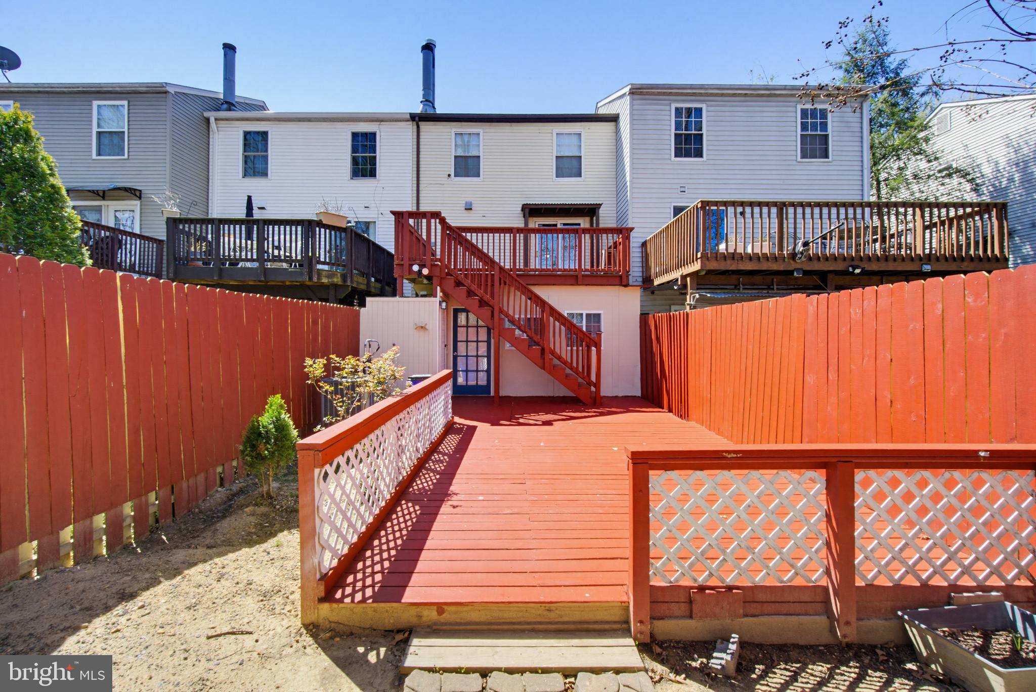 OAK VIEW VILLAGE - Residential