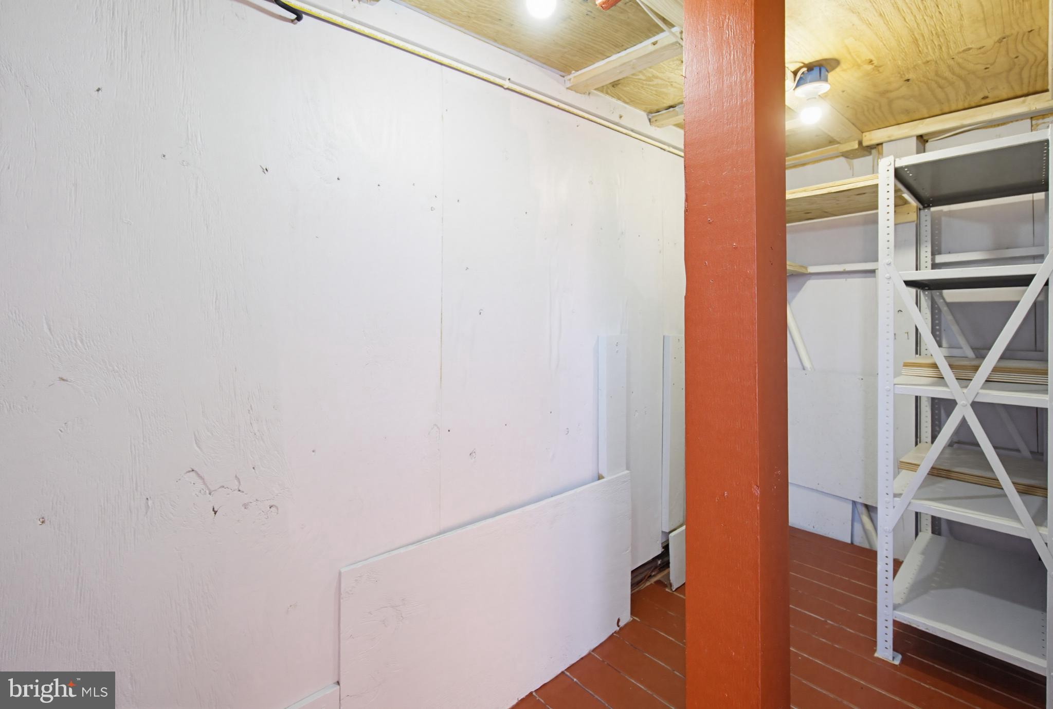 OAK VIEW VILLAGE - Residential