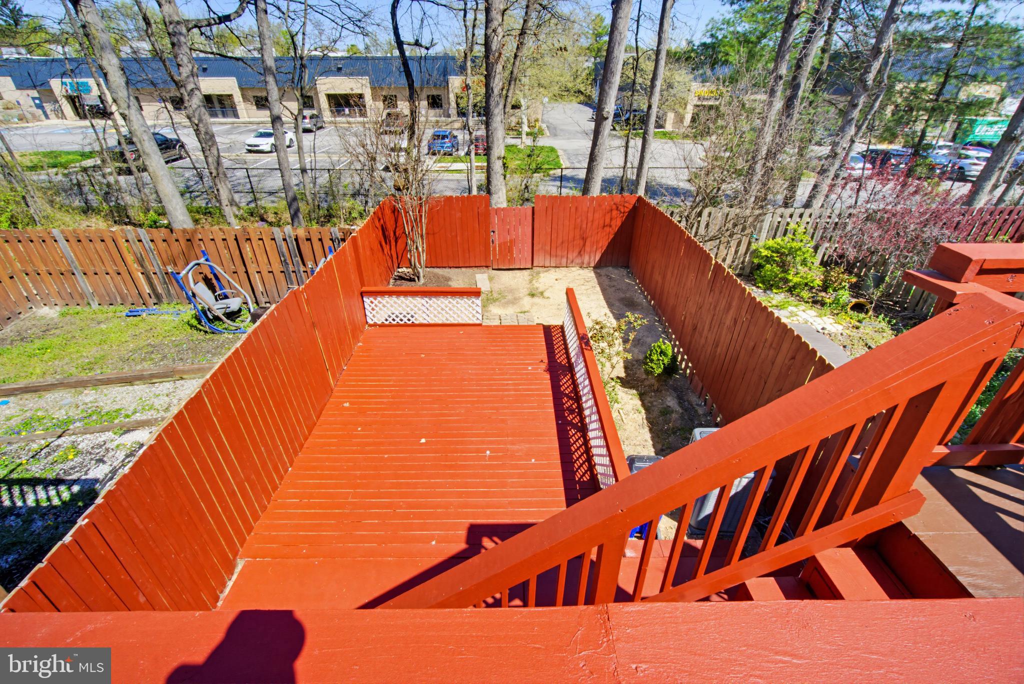 OAK VIEW VILLAGE - Residential