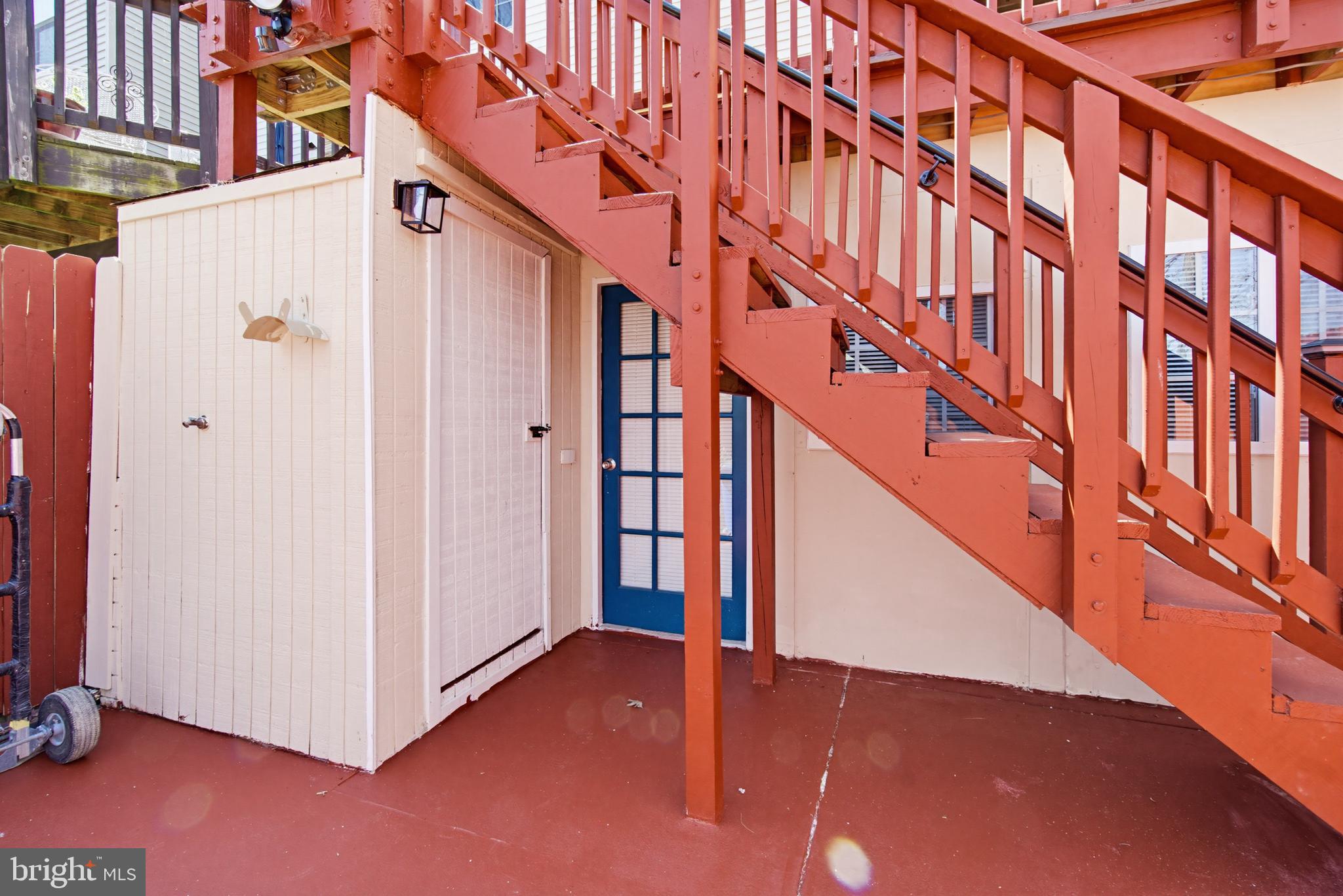 OAK VIEW VILLAGE - Residential