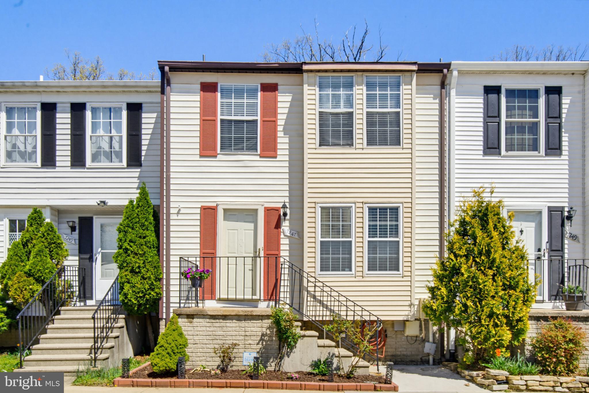 OAK VIEW VILLAGE - Residential