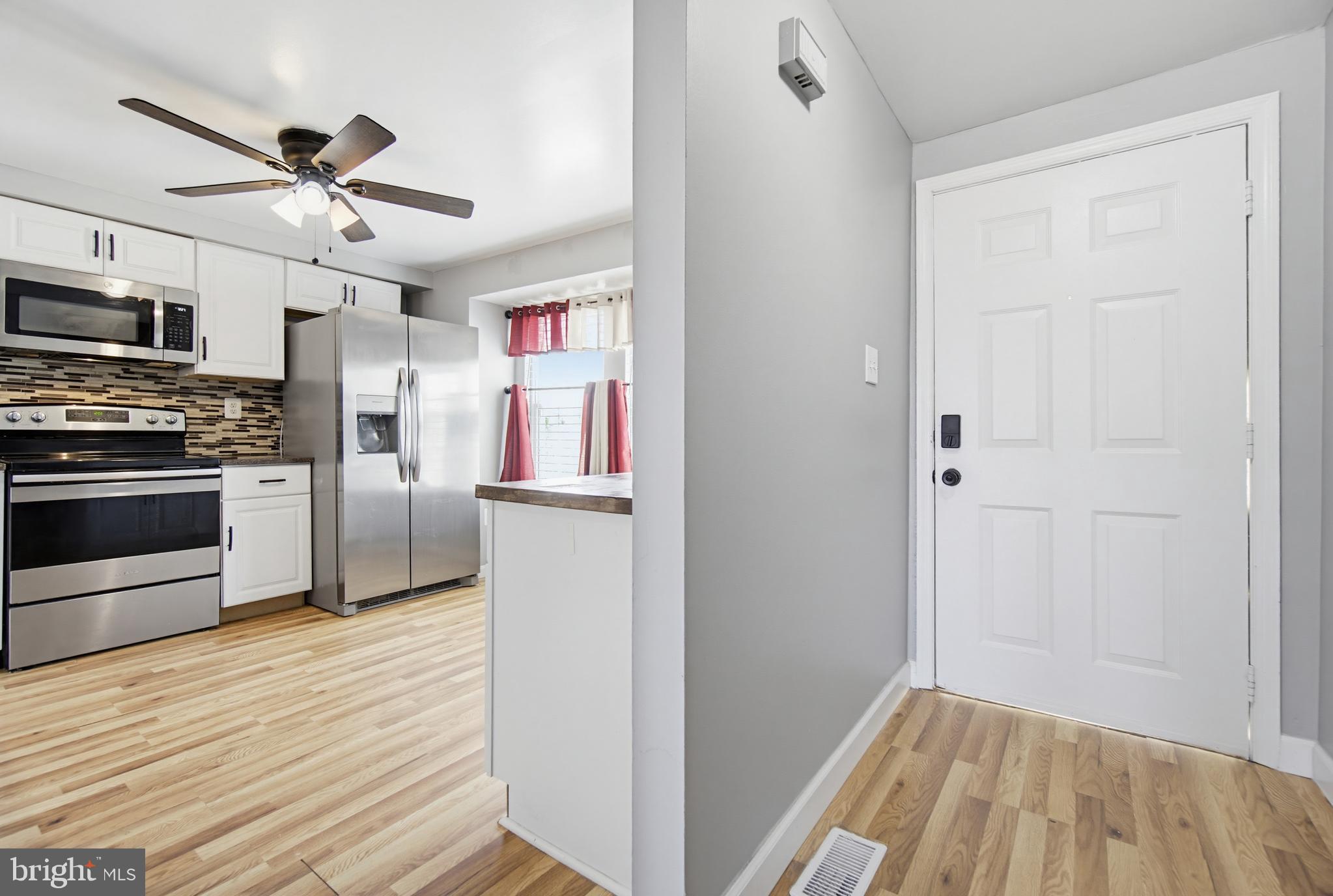 OAK VIEW VILLAGE - Residential