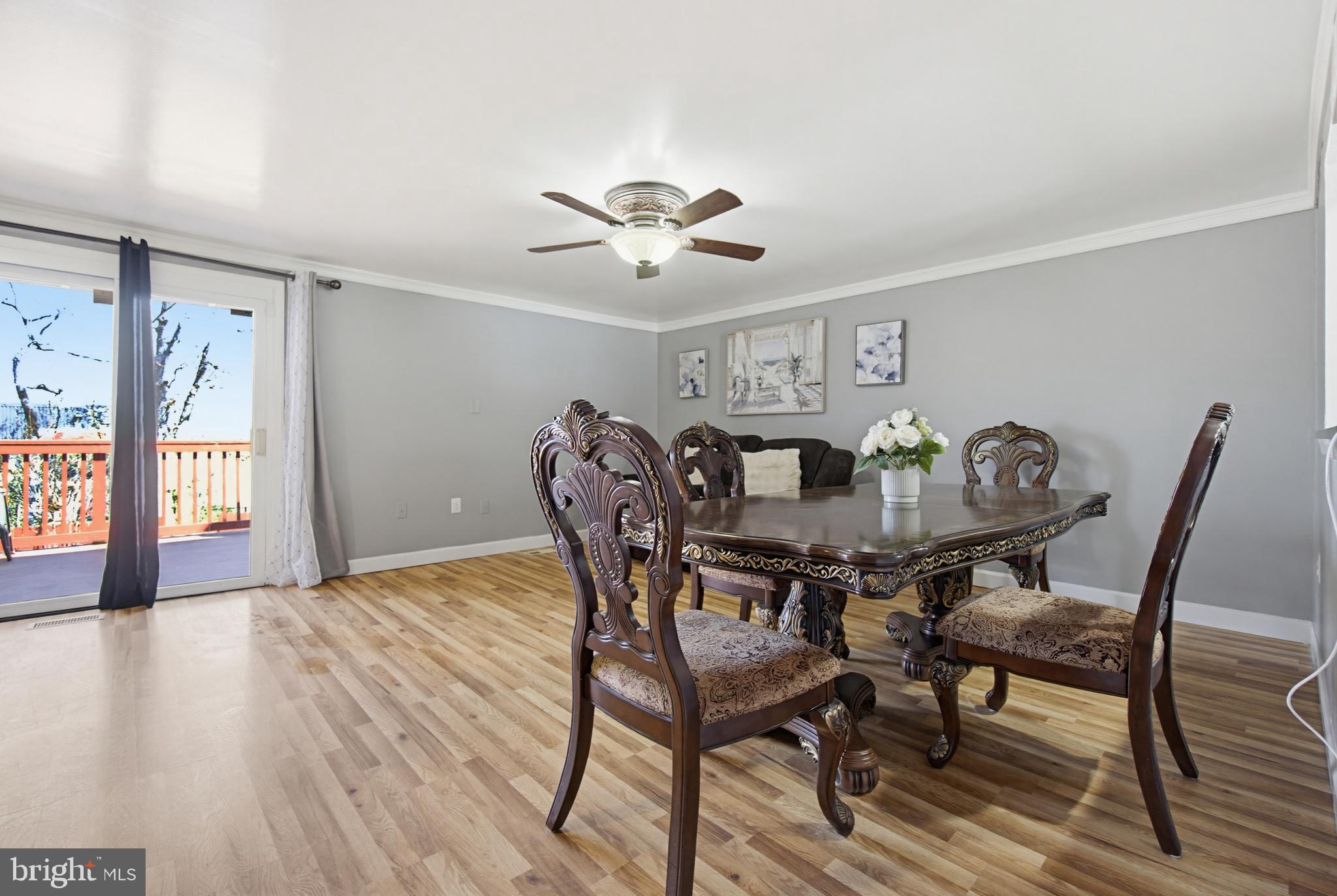 OAK VIEW VILLAGE - Residential