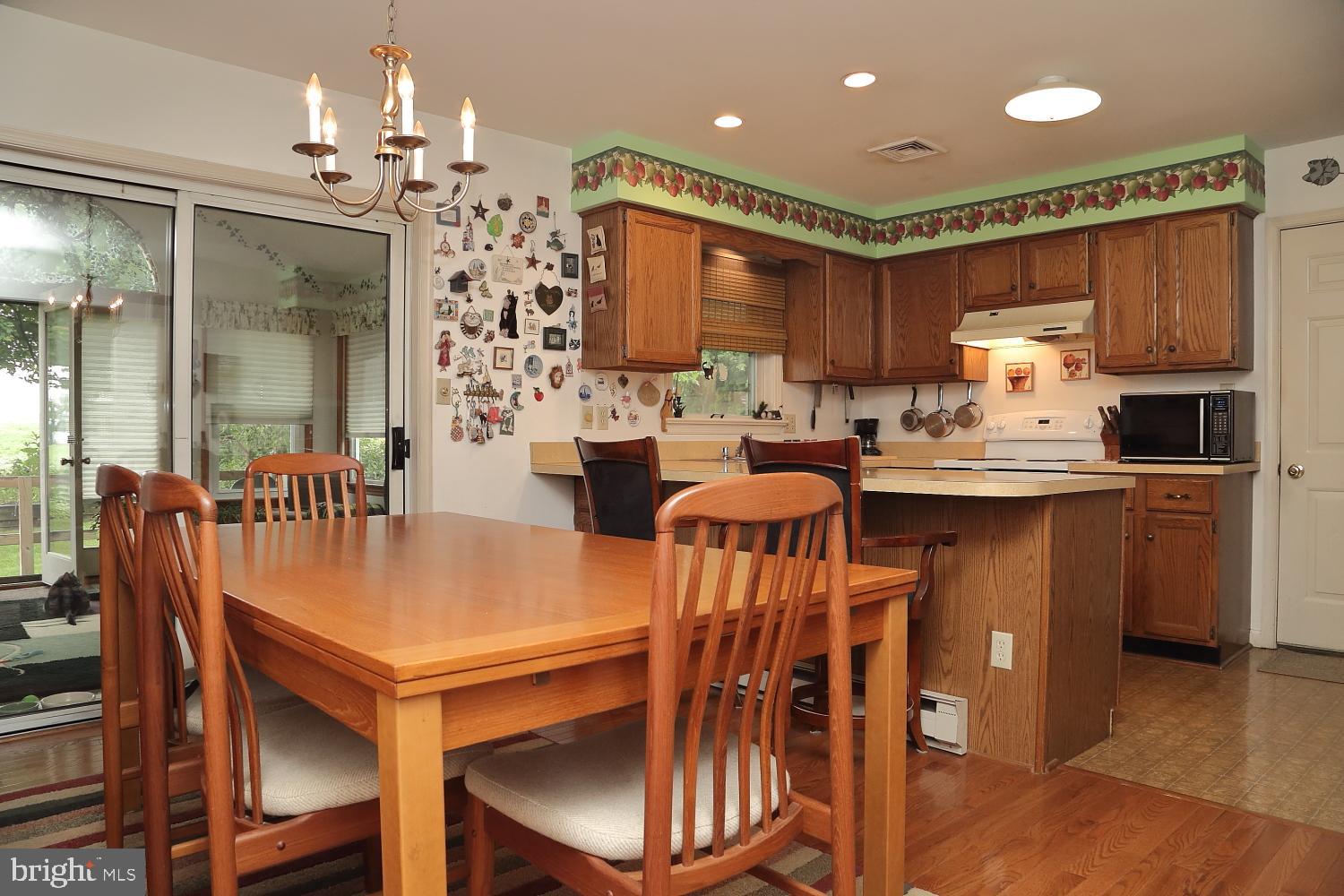 ASHLEA GARDENS - Residential