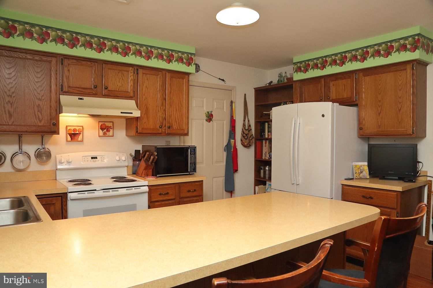 ASHLEA GARDENS - Residential