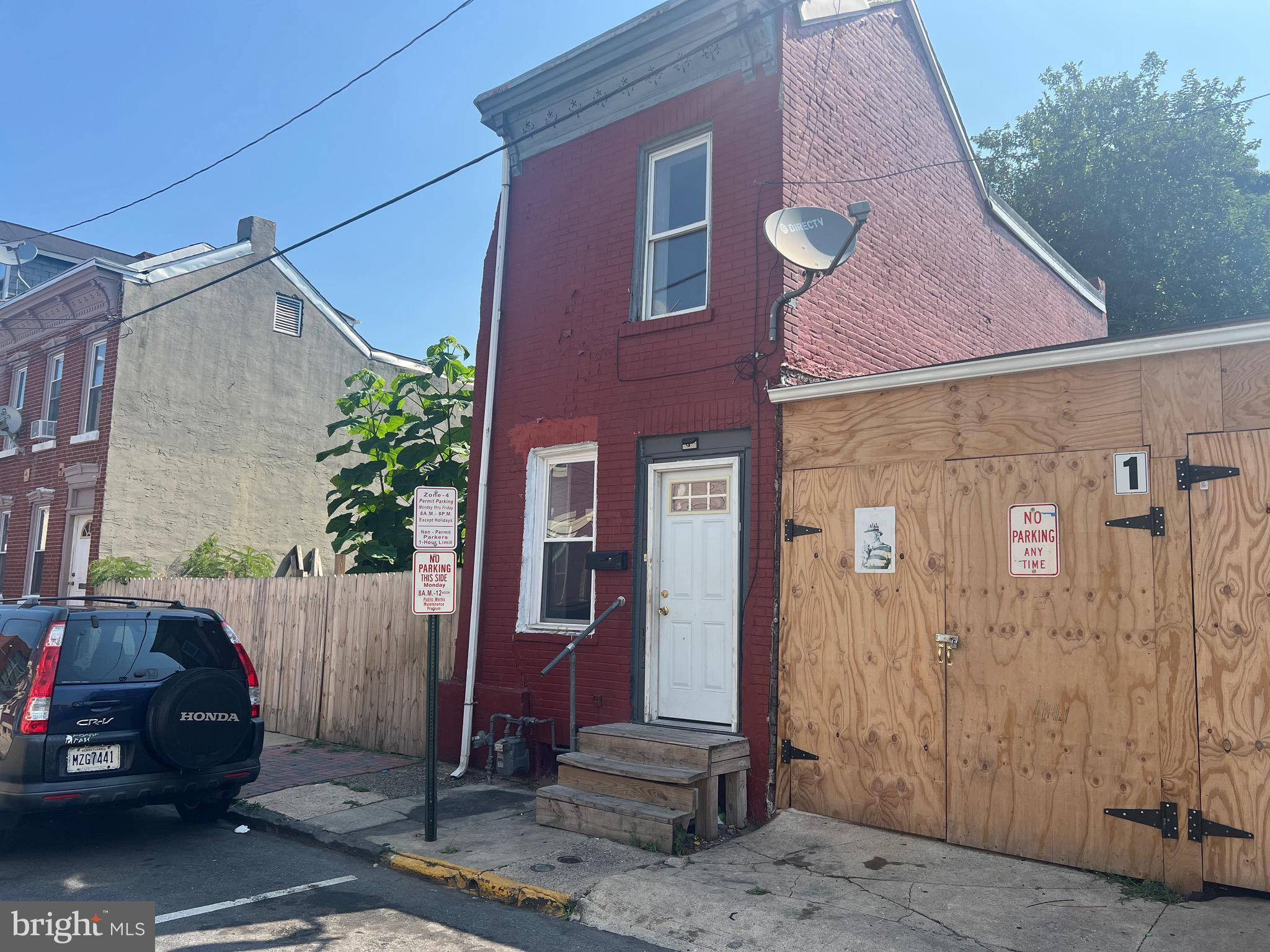 115 MOSS STREET