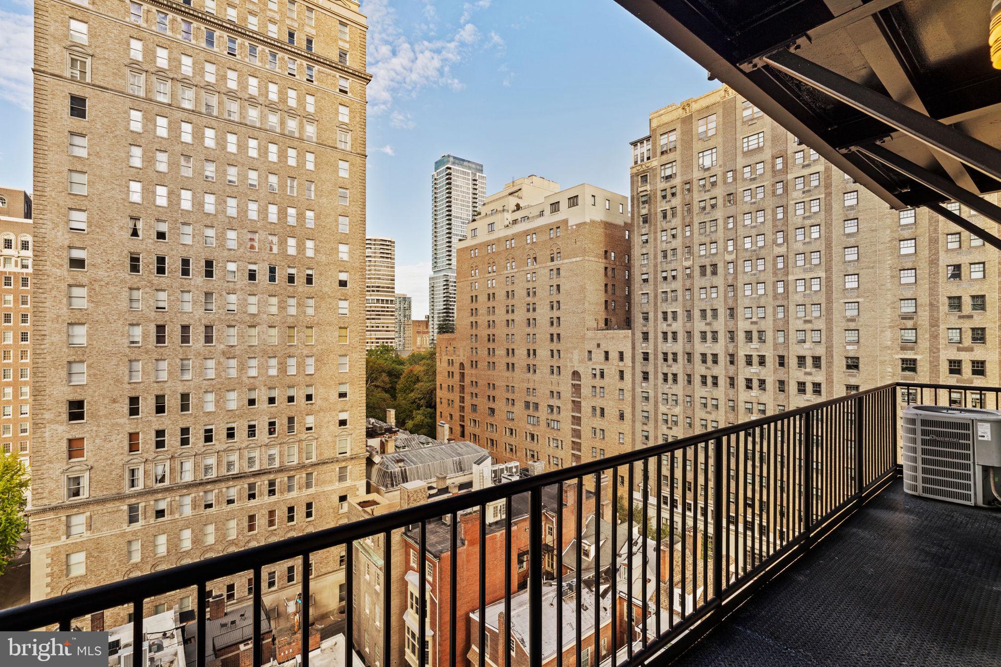 RITTENHOUSE SQUARE - Residential