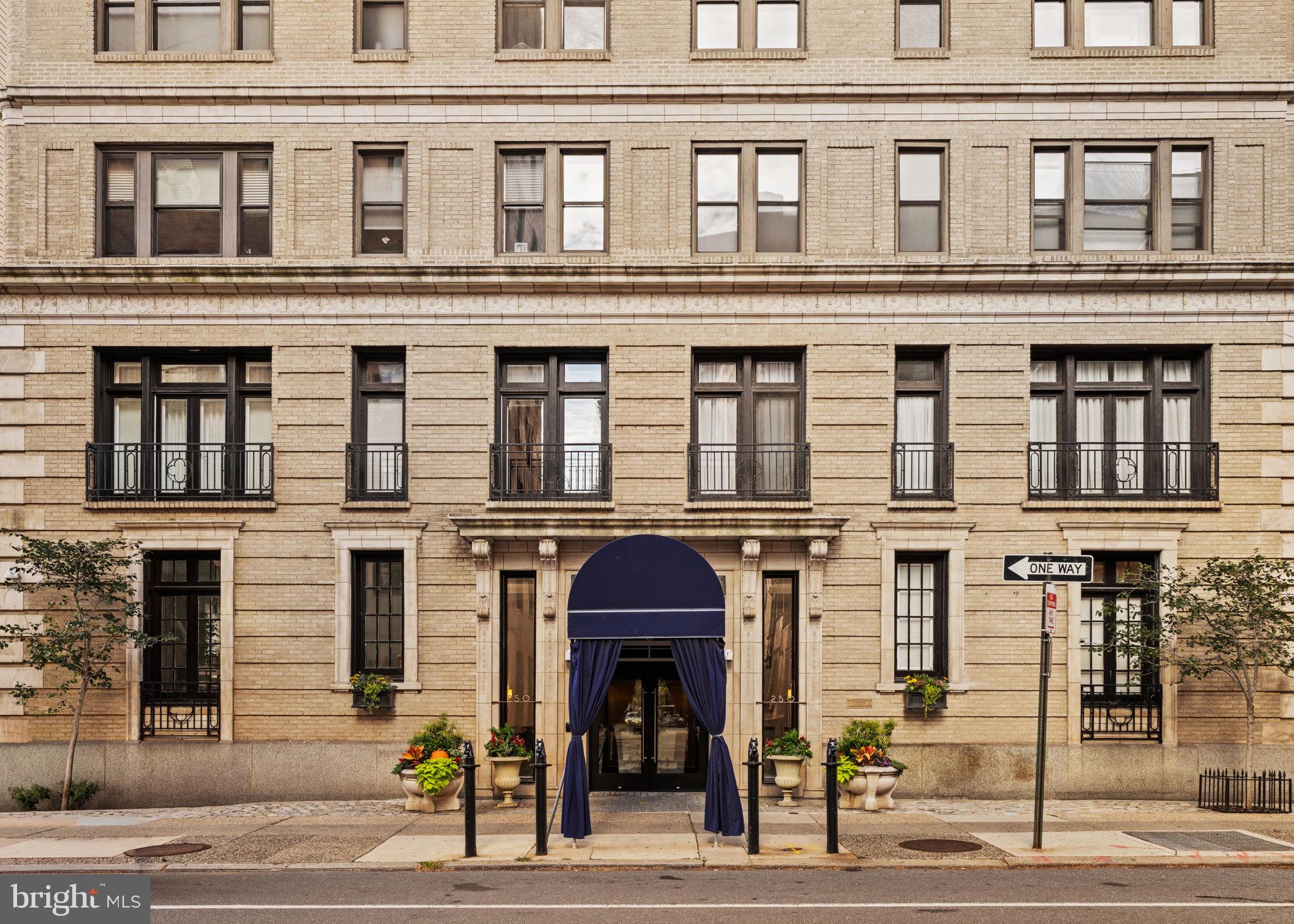 RITTENHOUSE SQUARE - Residential