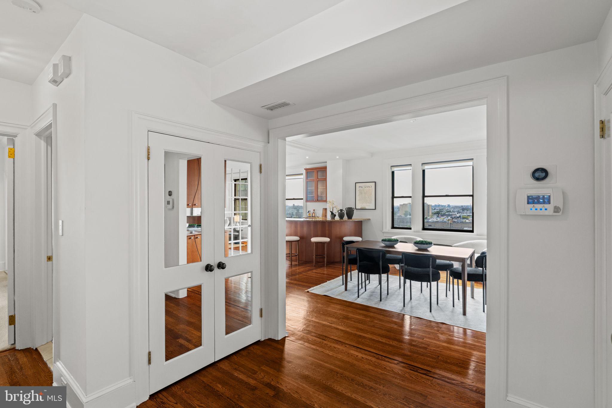 RITTENHOUSE SQUARE - Residential