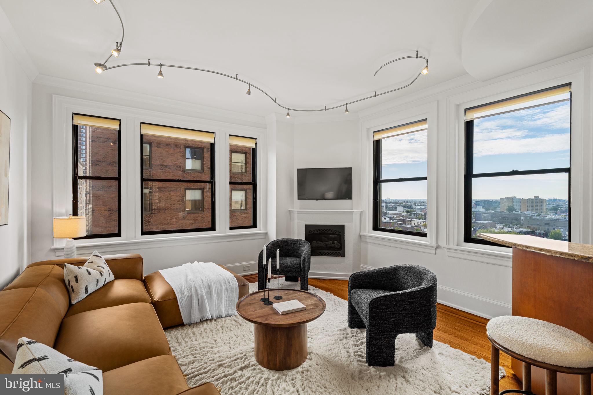 RITTENHOUSE SQUARE - Residential