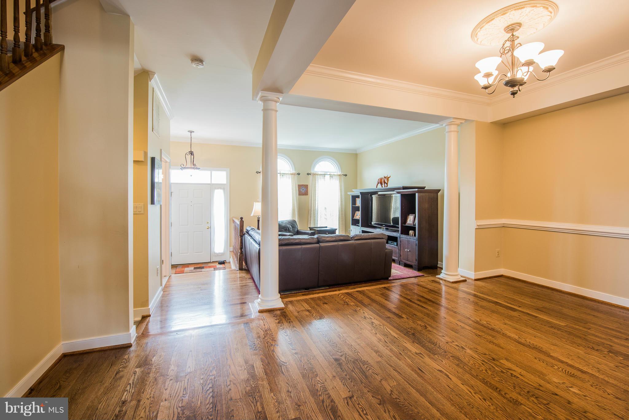 POTOMAC LAKES - Residential