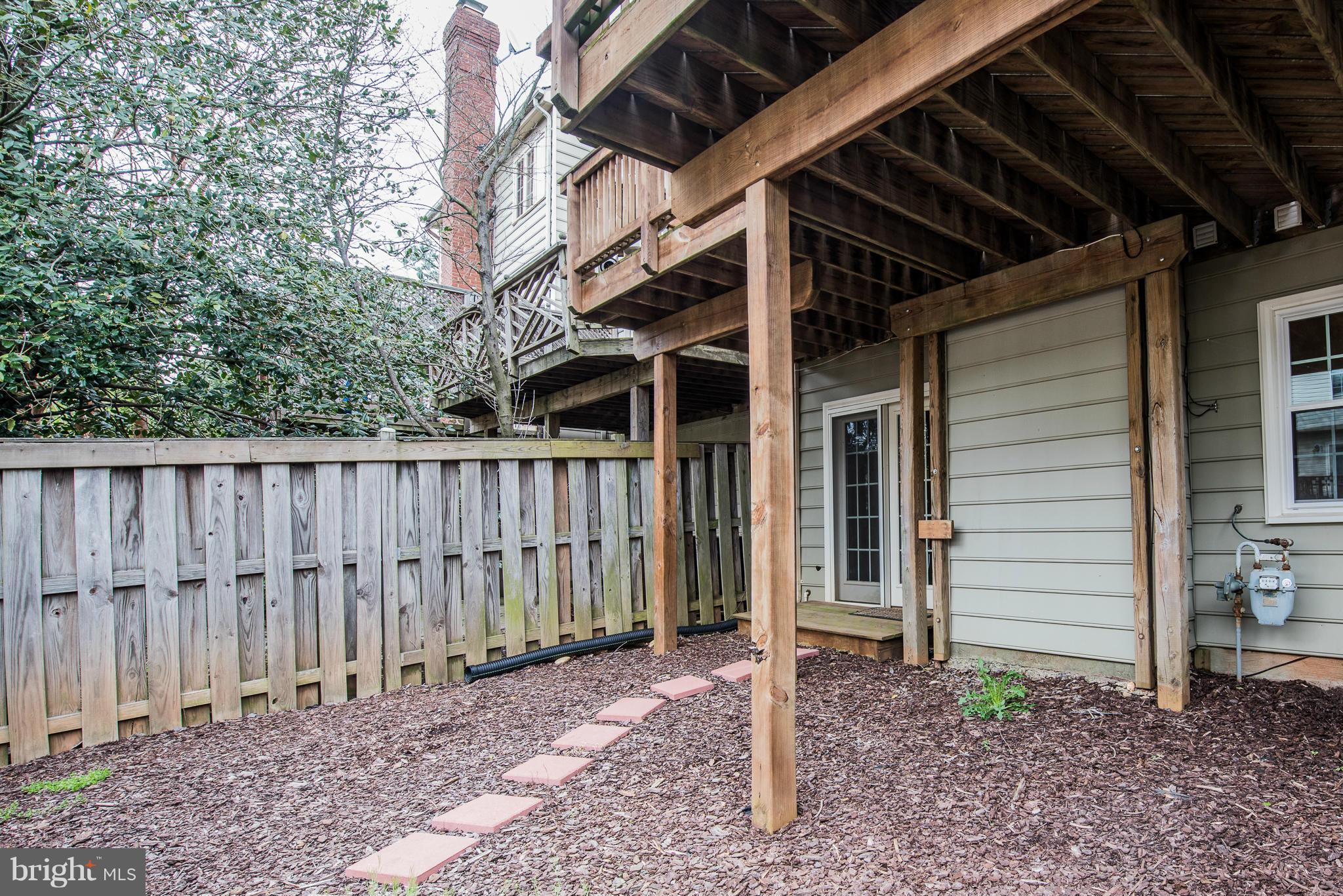 POTOMAC LAKES - Residential