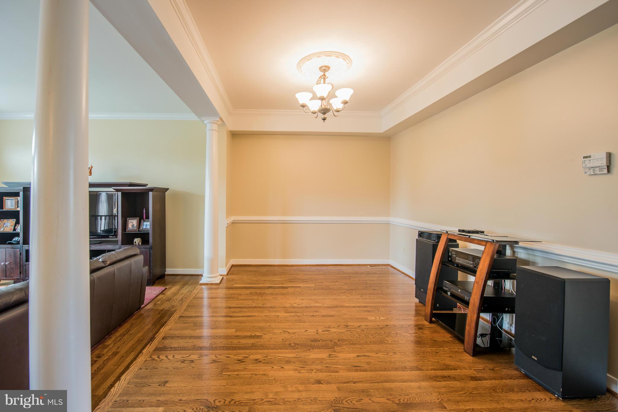 POTOMAC LAKES - Residential