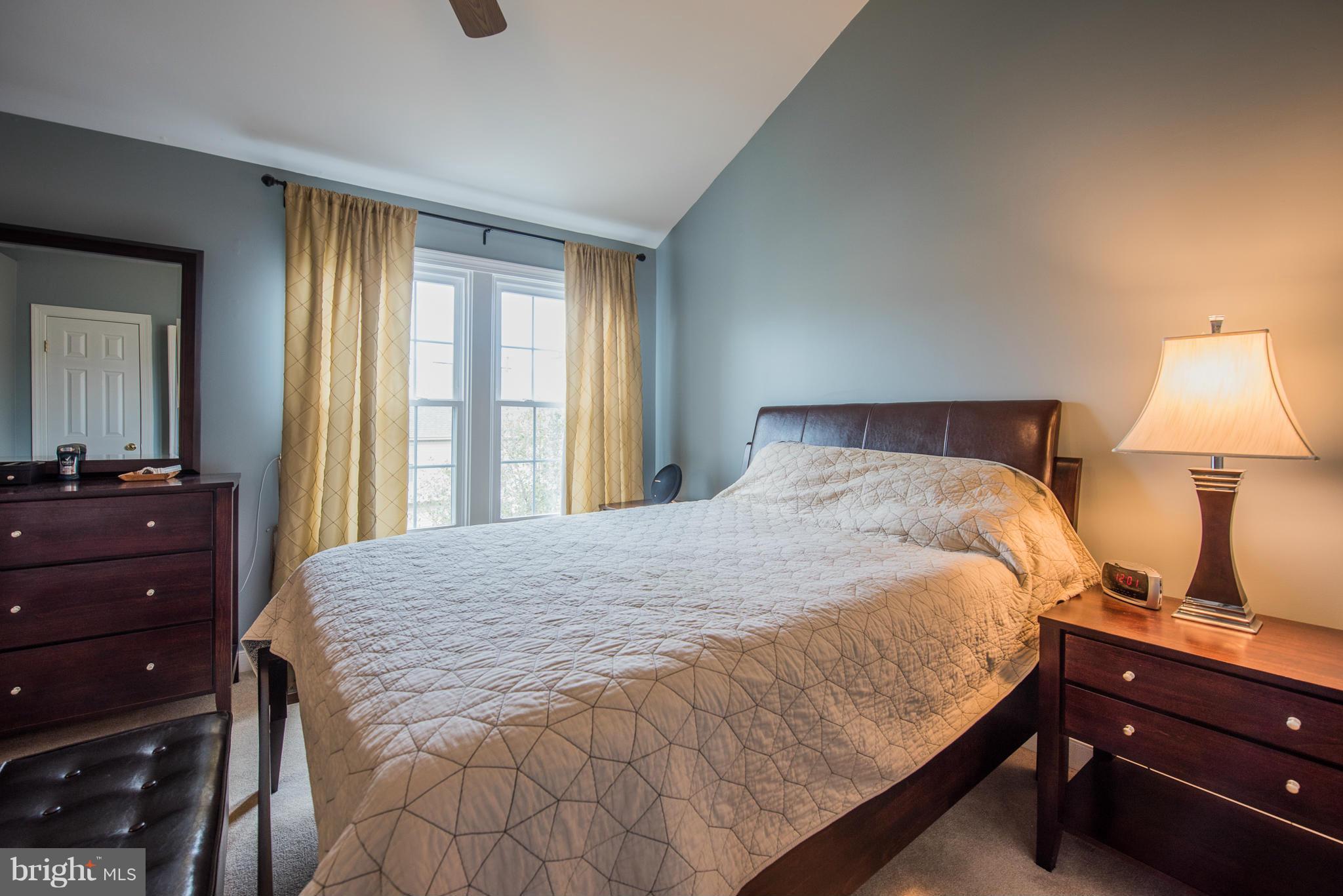 POTOMAC LAKES - Residential