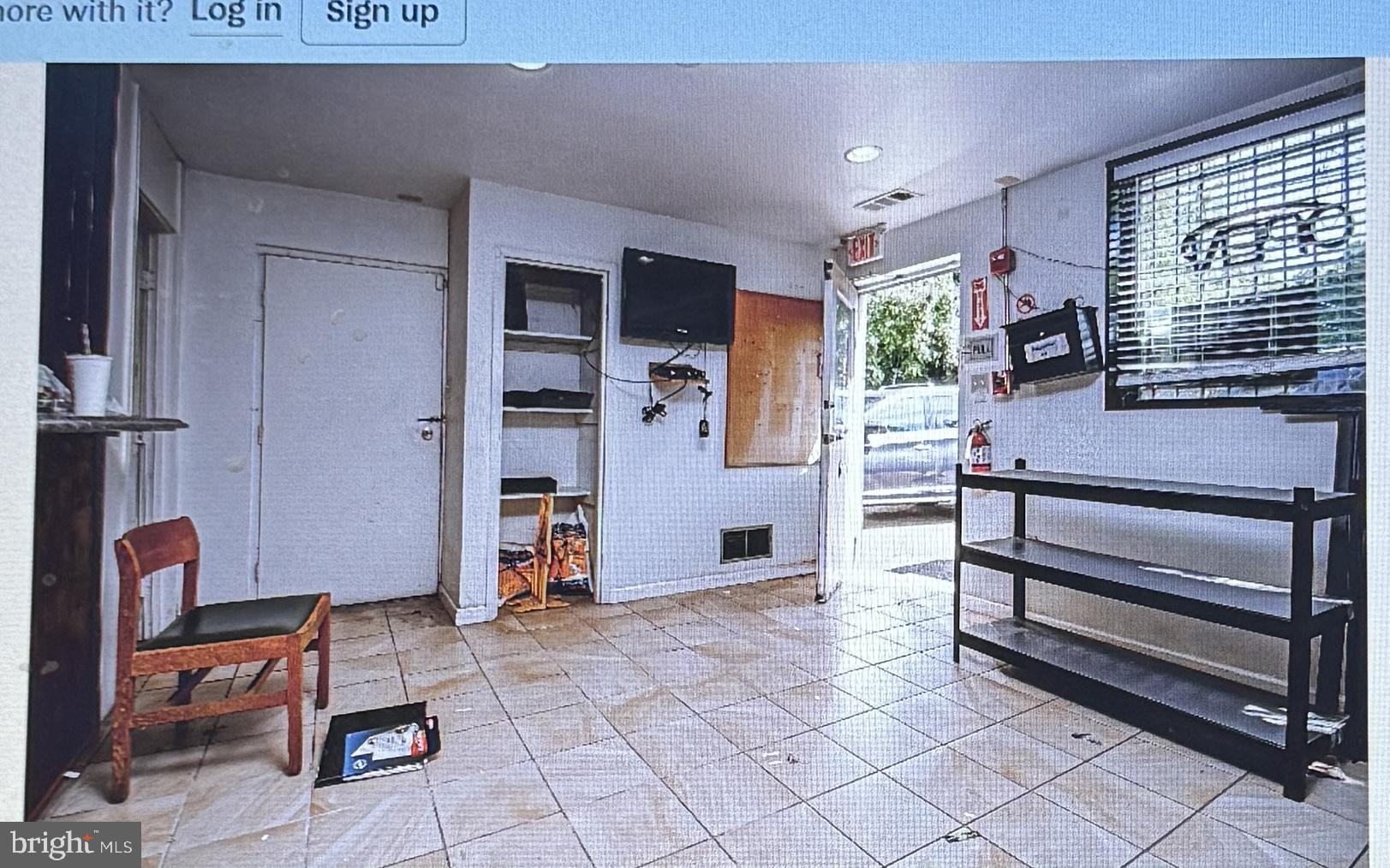 3001 EARL PLACE NE