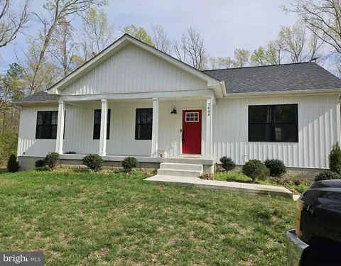 7464 Cedar Fork Road, Ruther Glen, VA MLS: VACV2007994