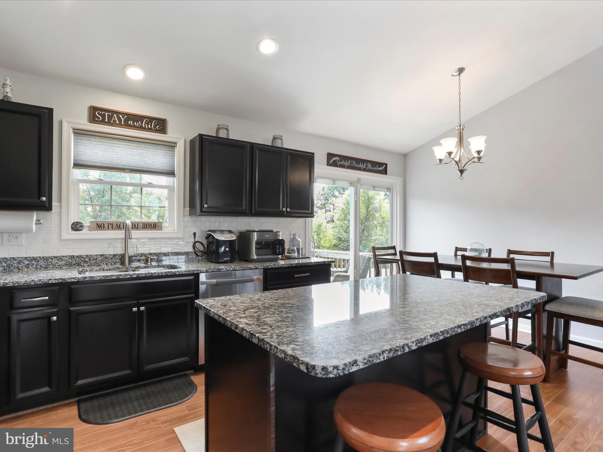 THE VINEYARDS - Residential