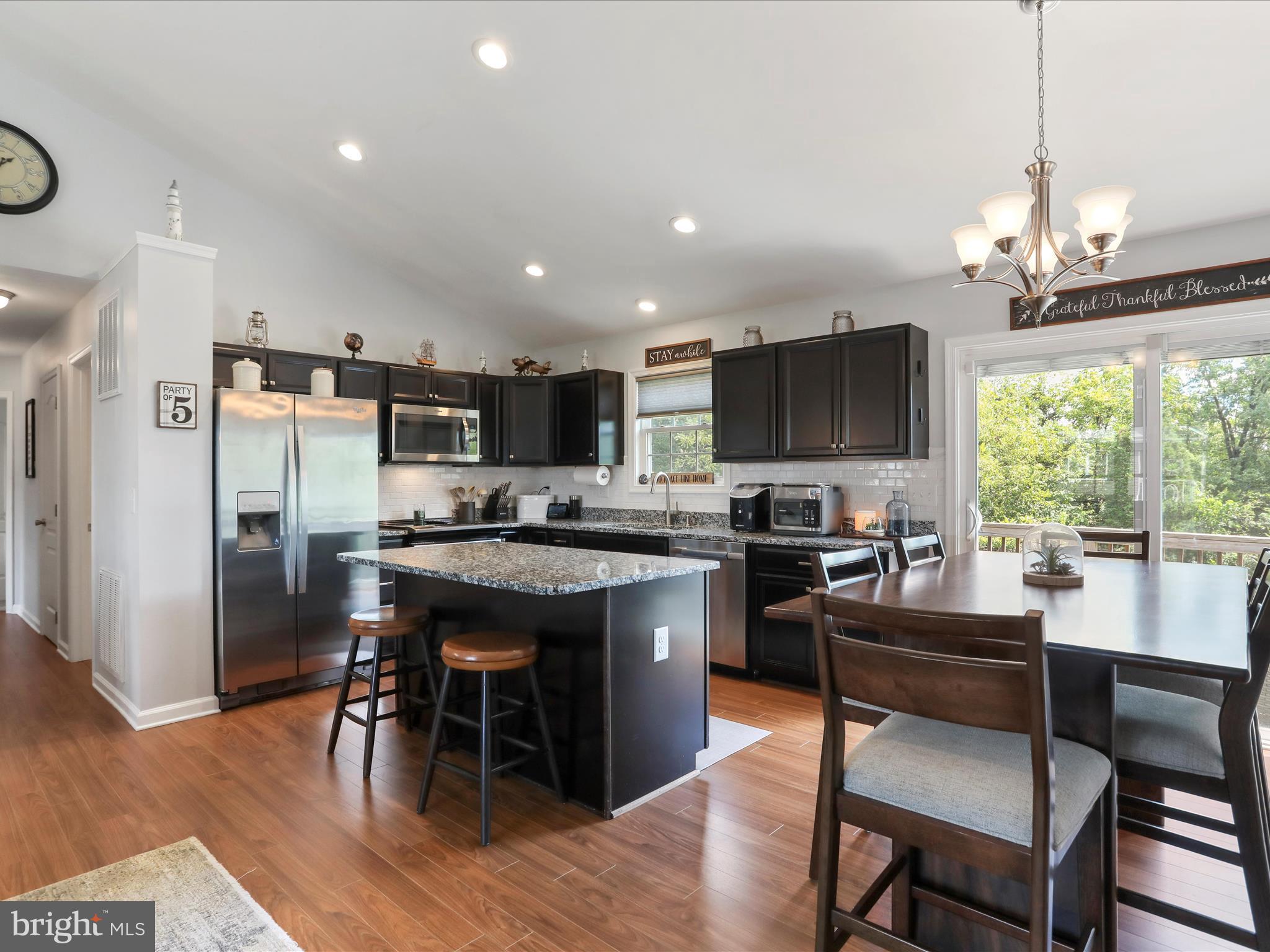 THE VINEYARDS - Residential