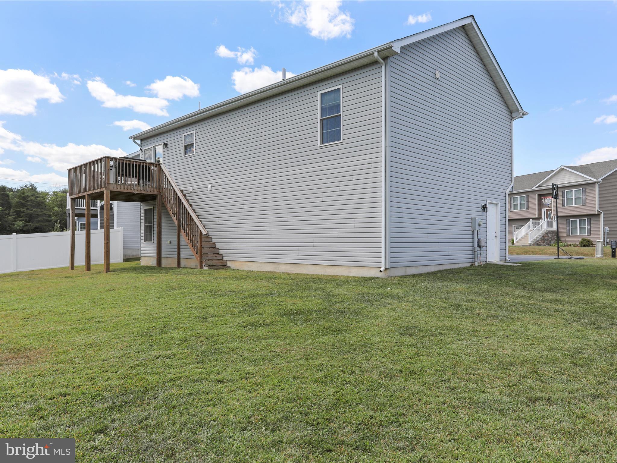 THE VINEYARDS - Residential