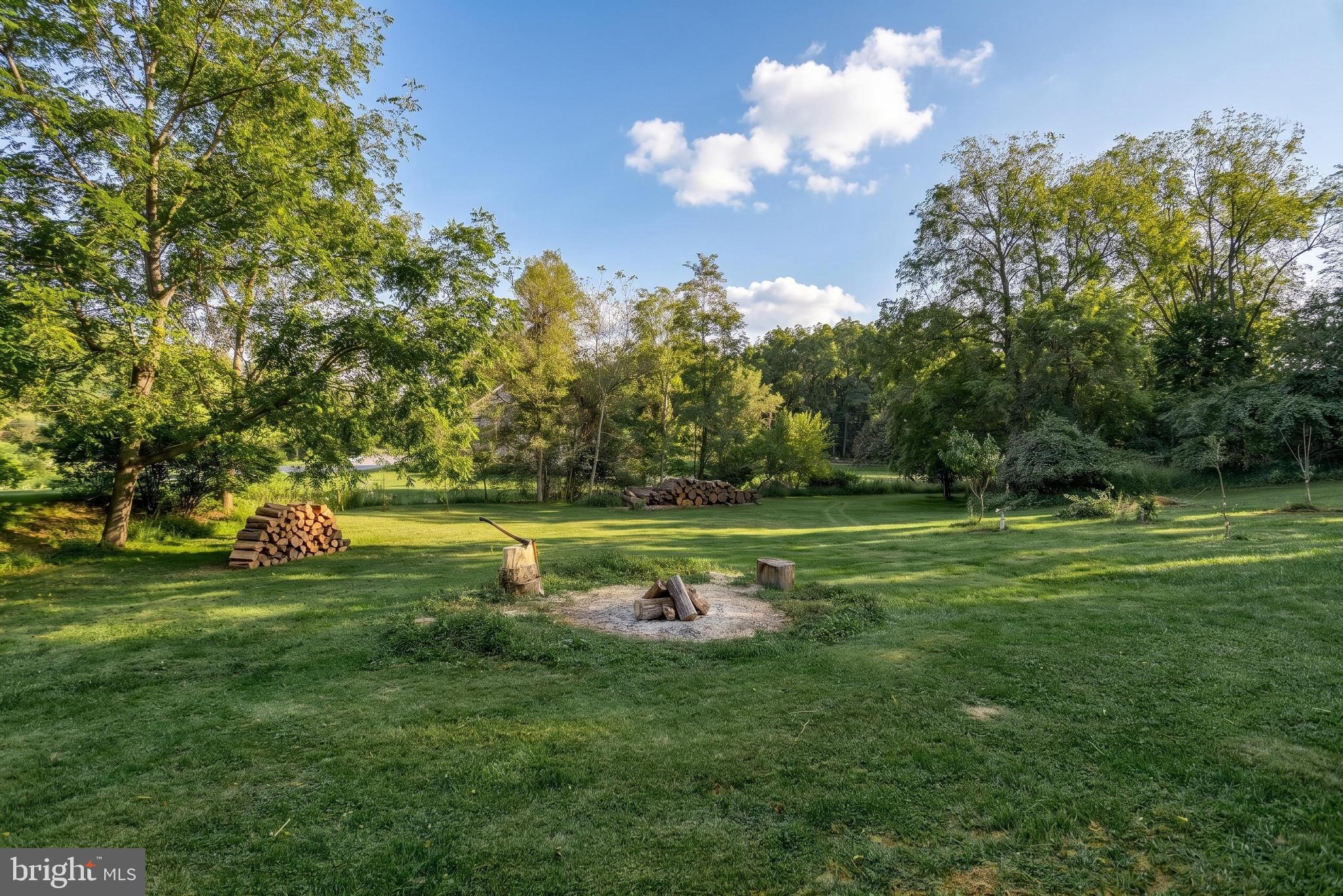 380 FRUITLYN DRIVE