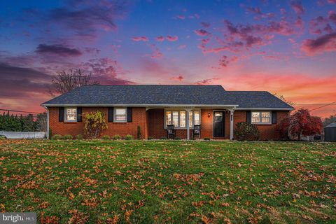 1539 SWAMP PIKE GILBERTSVILLE PA 19525