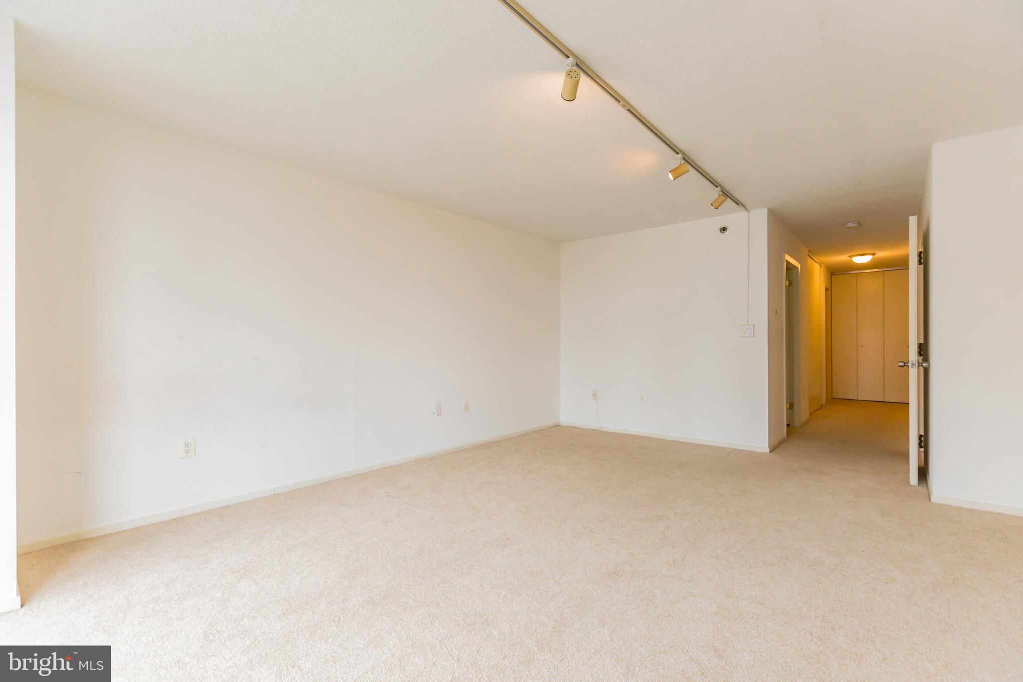 RITTENHOUSE SQUARE - Residential Lease