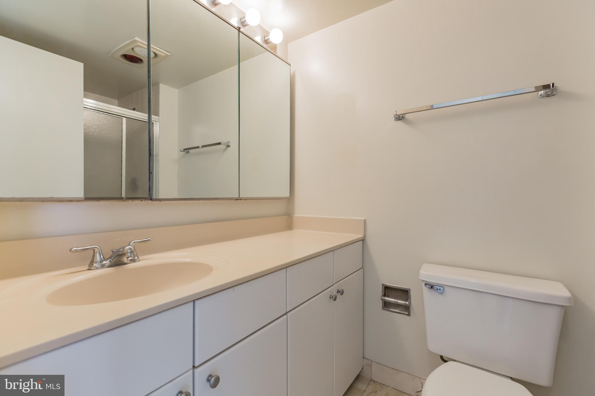 RITTENHOUSE SQUARE - Residential Lease