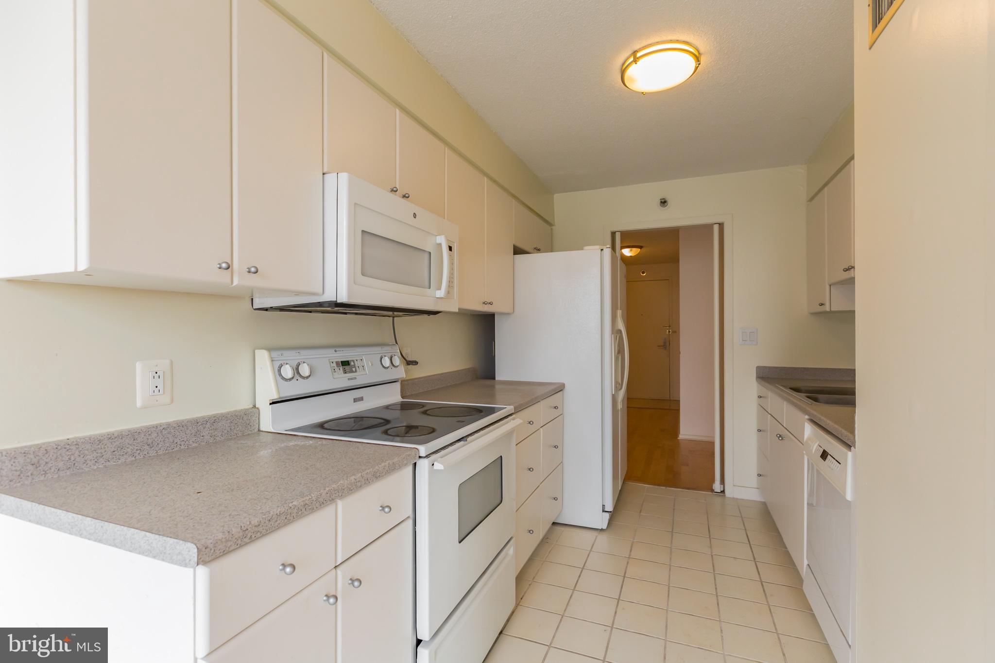 RITTENHOUSE SQUARE - Residential Lease