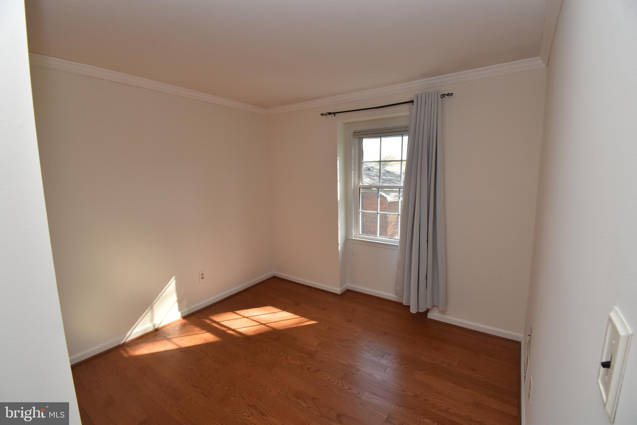 STRATHMEADE SQUARE - Residential Lease