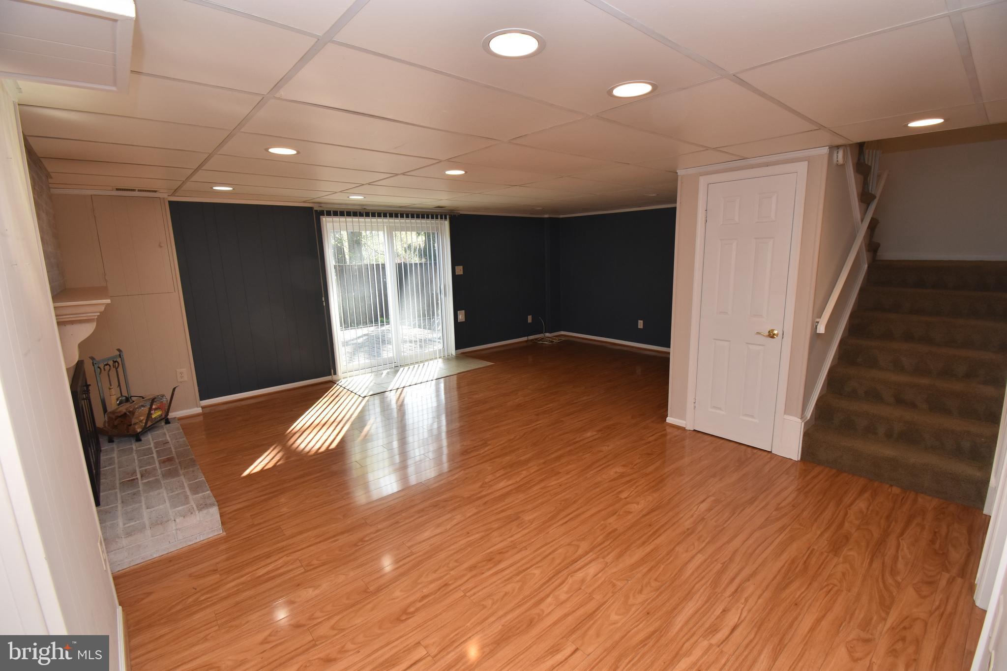 STRATHMEADE SQUARE - Residential Lease