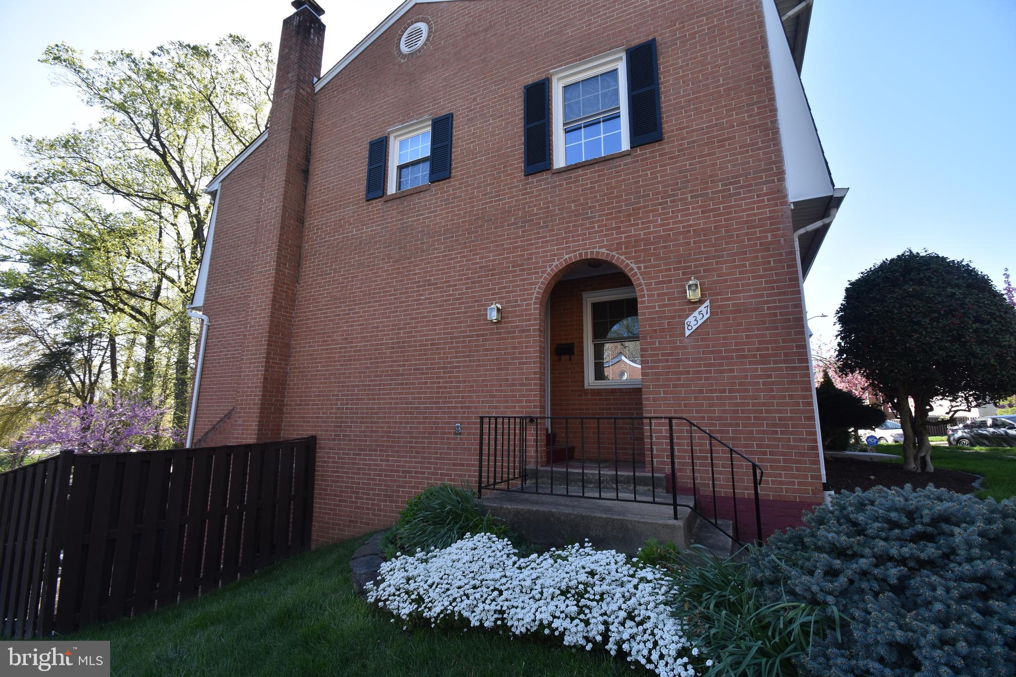 STRATHMEADE SQUARE - Residential Lease