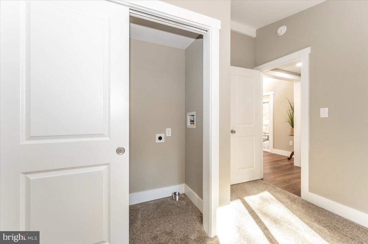 THE WOODS - Residential