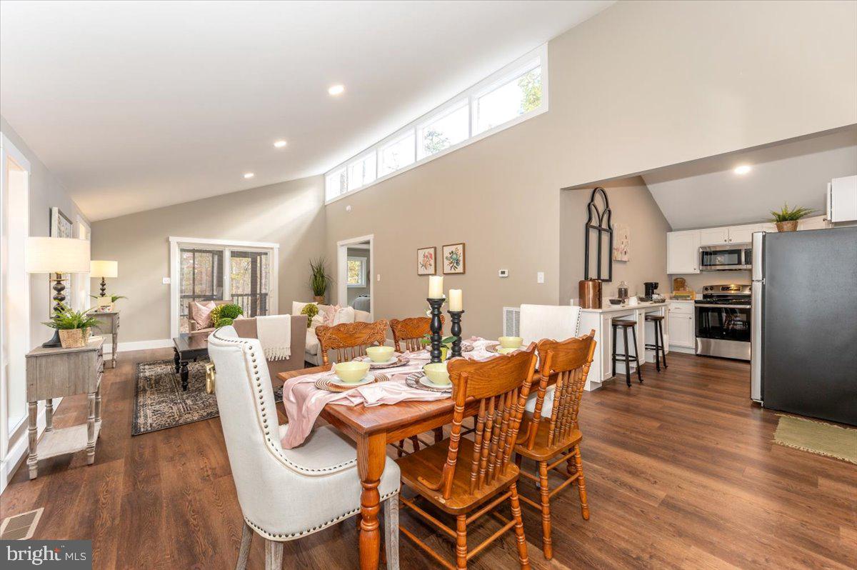 THE WOODS - Residential