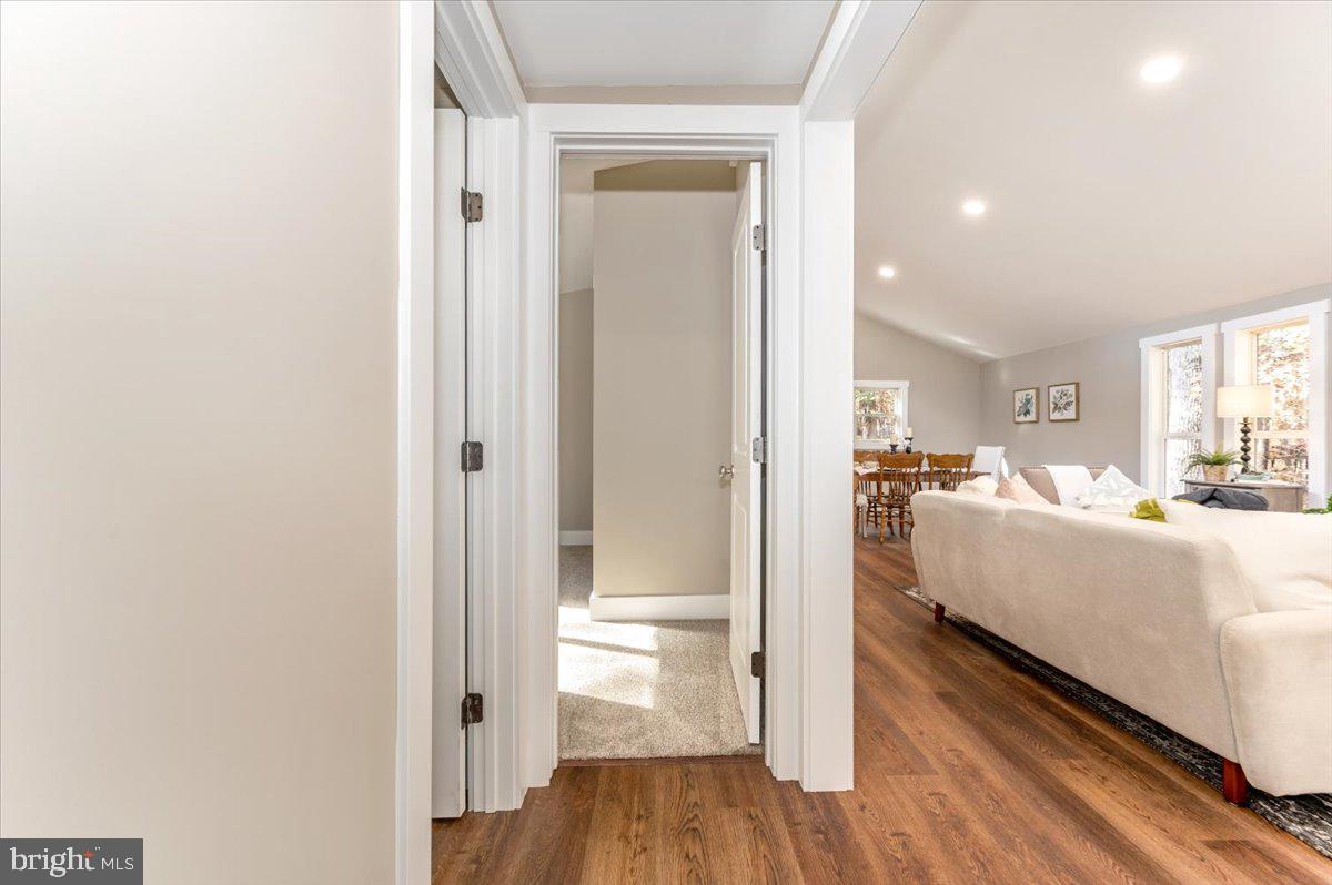 THE WOODS - Residential