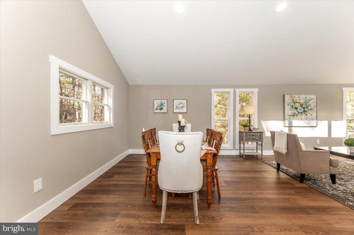 THE WOODS - Residential