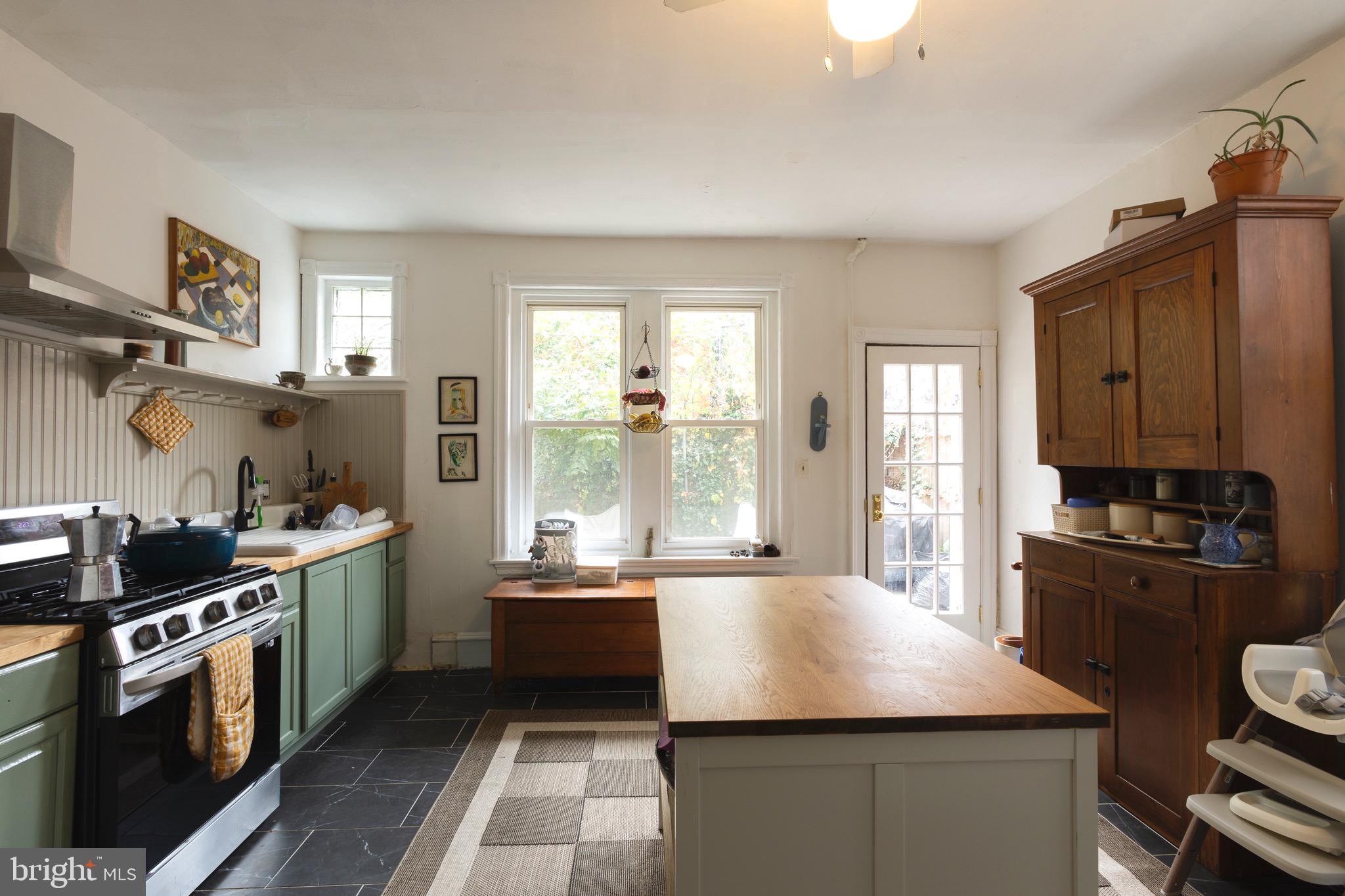 GERMANTOWN - Residential