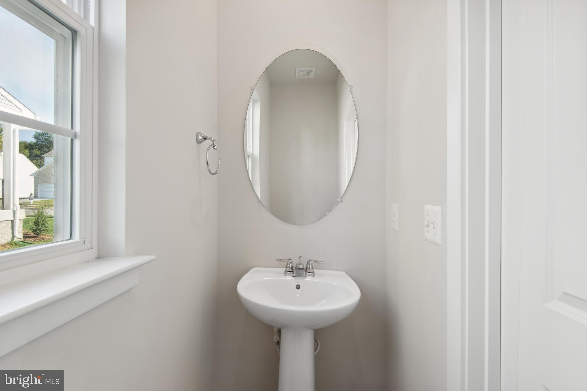 SENSENY VILLAGE - Residential