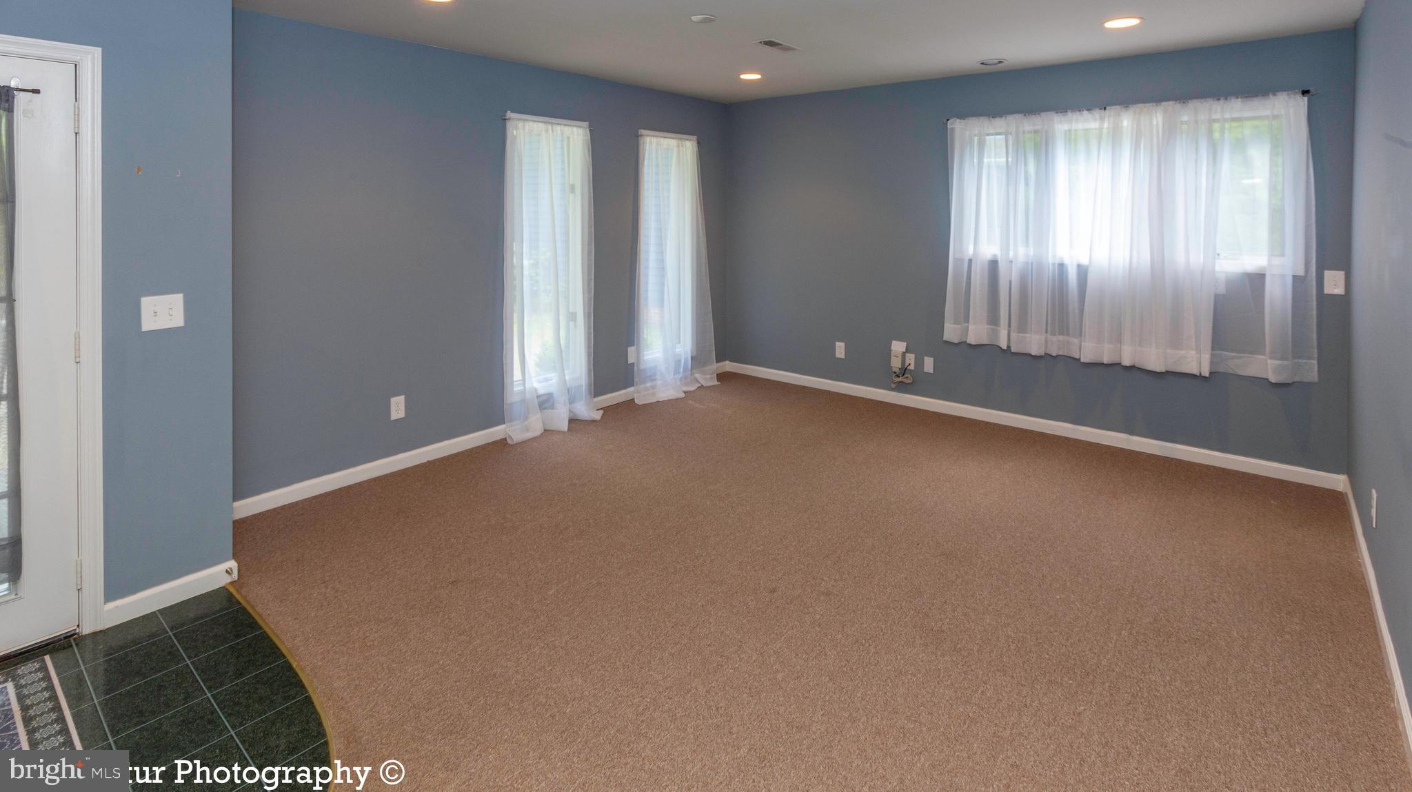 BUTTERFIELD - Residential Lease