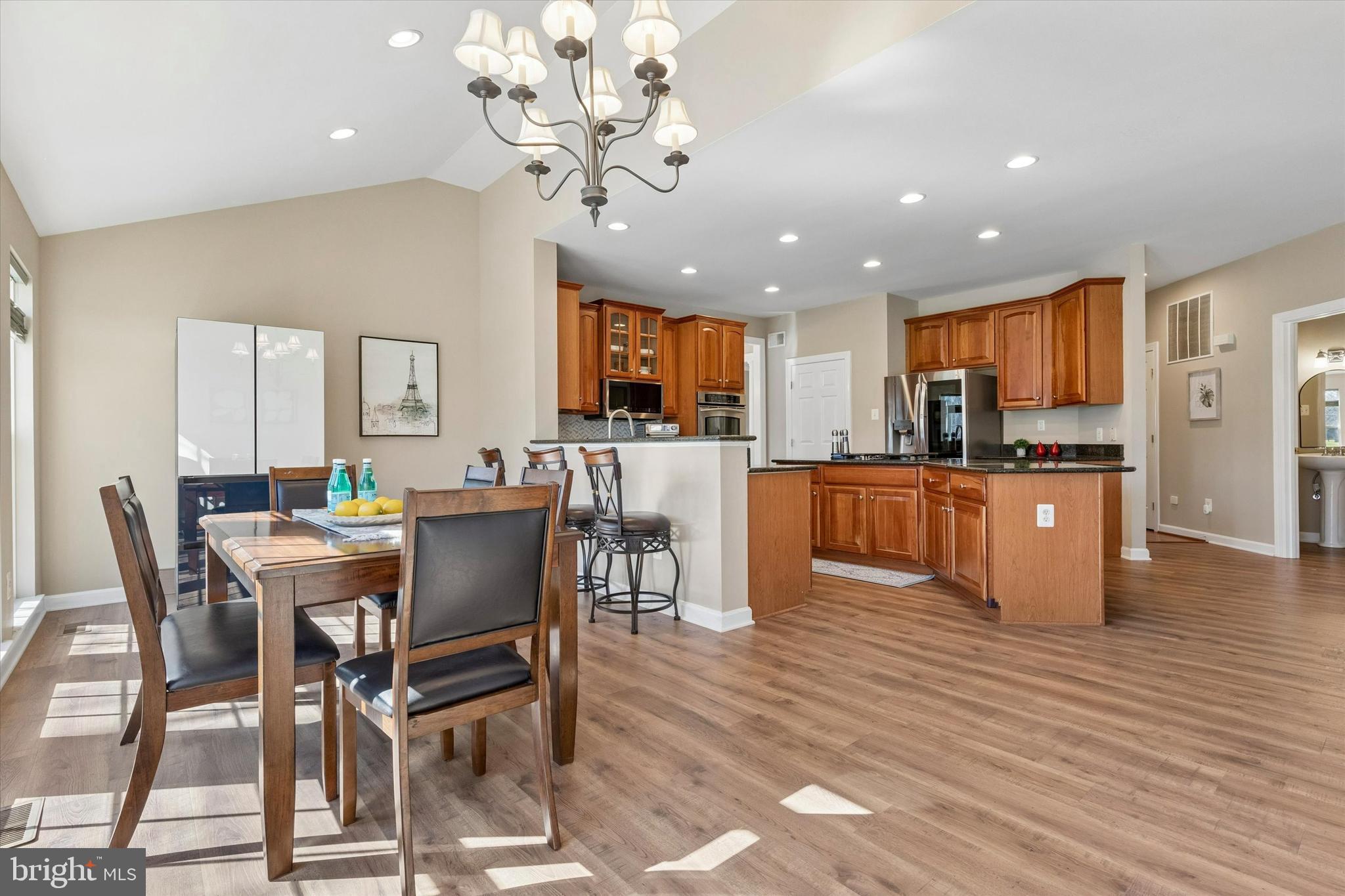 EQUESTRIAN COURT - Residential