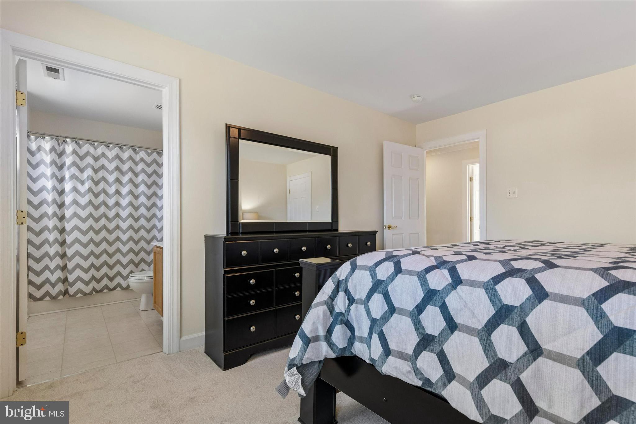 EQUESTRIAN COURT - Residential