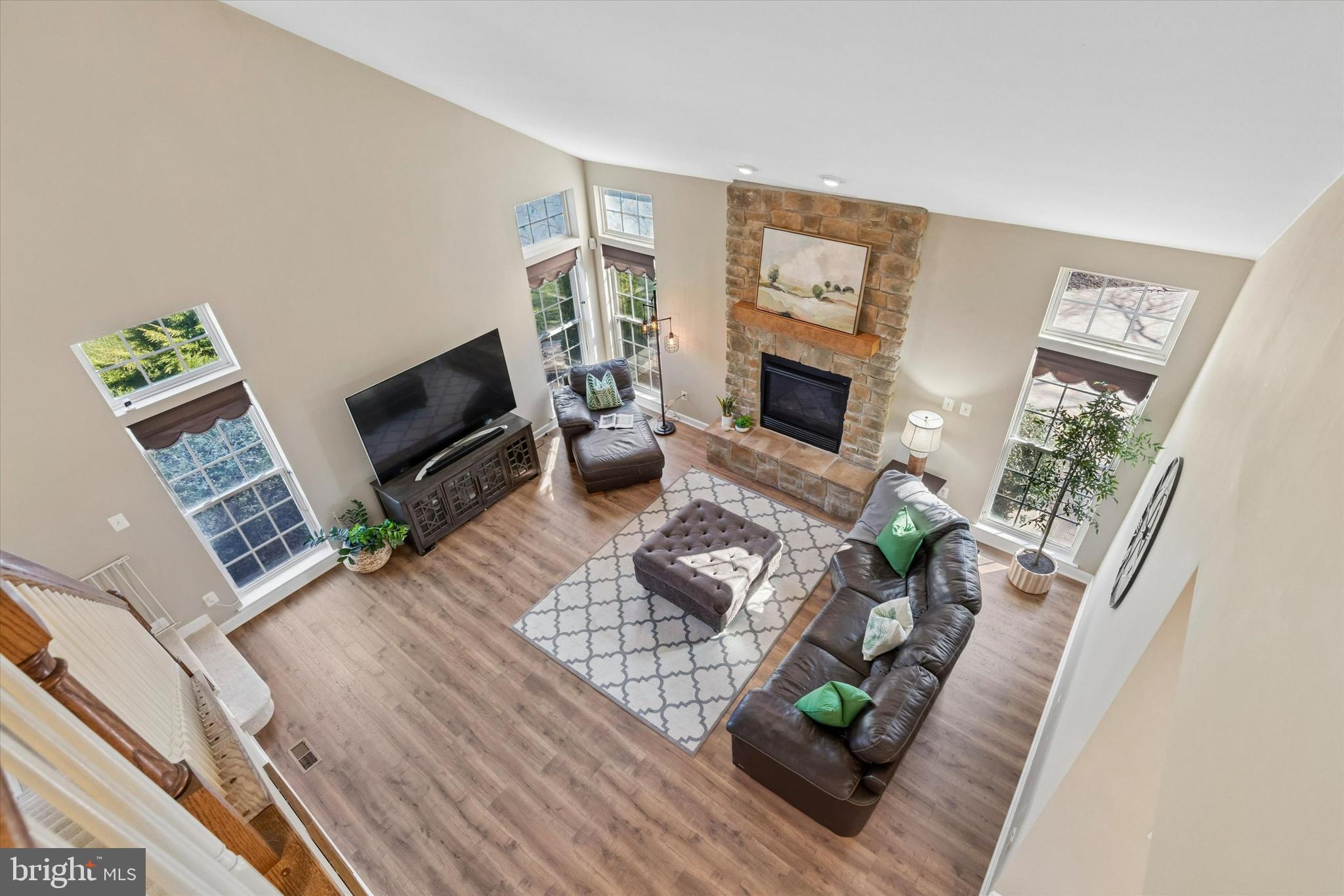 EQUESTRIAN COURT - Residential